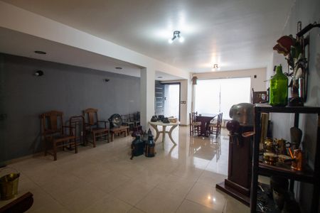 Sala 1 de casa à venda com 2 quartos, 200m² em Cidade Monções, São Paulo