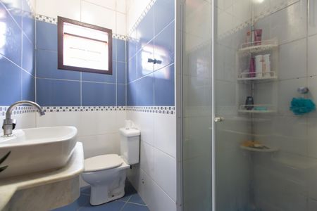 Casa à venda com 100m², 2 quartos e 2 vagasBanheiro 2