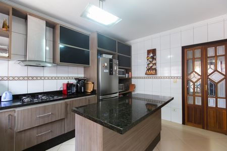 Casa à venda com 100m², 2 quartos e 2 vagasCozinha