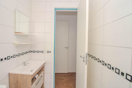 Apartamento para alugar com 67m², 2 quartos e 1 vaga Apartamento para alugar com 67m², 2 quartos e 1 vagaBanheiro da Suíte