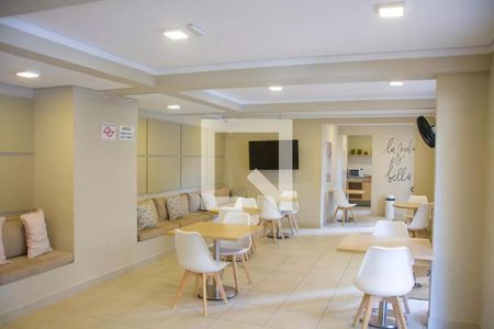 Apartamento à venda com 30m², 1 quarto e sem vaga Apartamento à venda com 30m², 1 quarto e sem vagaÁrea comum - Salão de festas