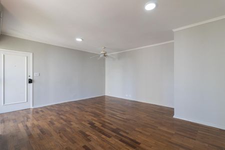 Apartamento para alugar com 128m², 3 quartos e 2 vagas Apartamento para alugar com 128m², 3 quartos e 2 vagasSala