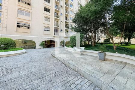 Apartamento para alugar com 128m², 3 quartos e 2 vagas Apartamento para alugar com 128m², 3 quartos e 2 vagasÁrea externa