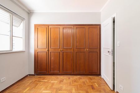 Apartamento para alugar com 128m², 3 quartos e 2 vagas Apartamento para alugar com 128m², 3 quartos e 2 vagasSuíte