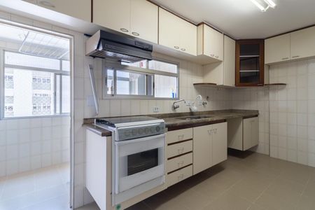 Apartamento para alugar com 128m², 3 quartos e 2 vagas Apartamento para alugar com 128m², 3 quartos e 2 vagasCozinha