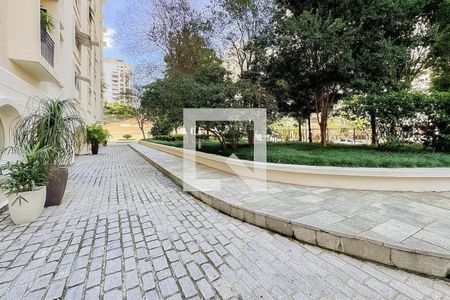 Apartamento para alugar com 128m², 3 quartos e 2 vagas Apartamento para alugar com 128m², 3 quartos e 2 vagasÁrea externa