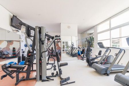 Apartamento para alugar com 65m², 2 quartos e 1 vaga Apartamento para alugar com 65m², 2 quartos e 1 vagaÁrea comum - Academia