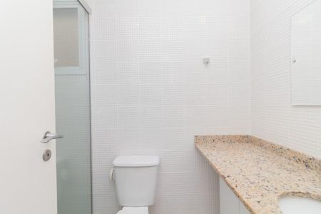 Banheiro 2 de apartamento para alugar com 2 quartos, 65m² em Jardim Botânico, Porto Alegre