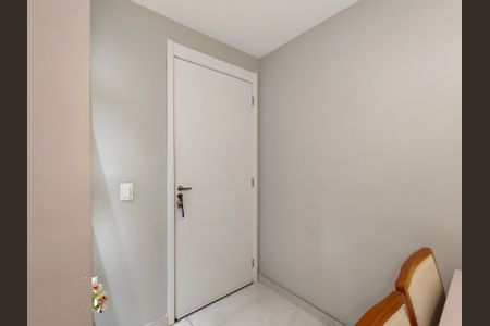 Apartamento à venda com 43m², 2 quartos e sem vaga Apartamento à venda com 43m², 2 quartos e sem vagaEntrada