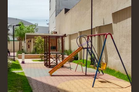 Apartamento à venda com 43m², 2 quartos e sem vaga Apartamento à venda com 43m², 2 quartos e sem vagaÁrea comum - Playground