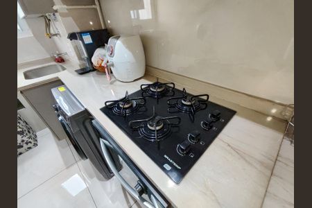 Apartamento à venda com 43m², 2 quartos e sem vaga Apartamento à venda com 43m², 2 quartos e sem vagaCozinha e Área de Serviço