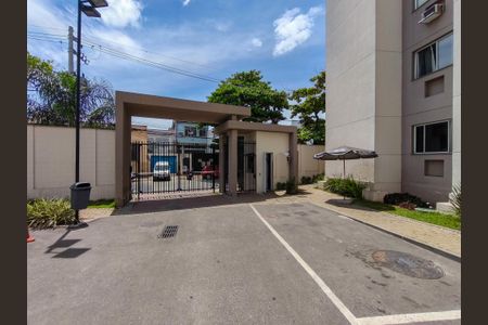 Apartamento à venda com 43m², 2 quartos e sem vaga Apartamento à venda com 43m², 2 quartos e sem vagaFachada e portaria