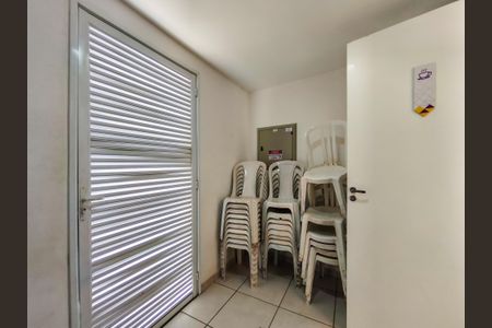 Apartamento à venda com 43m², 2 quartos e sem vaga Apartamento à venda com 43m², 2 quartos e sem vagaÁrea comum - Salão de festas