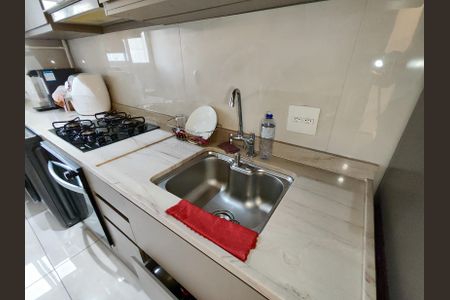 Apartamento à venda com 43m², 2 quartos e sem vaga Apartamento à venda com 43m², 2 quartos e sem vagaCozinha e Área de Serviço
