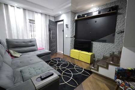 Casa à venda com 159m², 3 quartos e 2 vagasSala