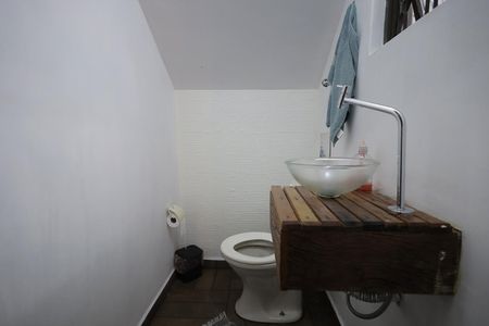 Casa à venda com 159m², 3 quartos e 2 vagasBanheiro Área Gourmet