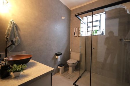 Casa à venda com 159m², 3 quartos e 2 vagasBanheiro