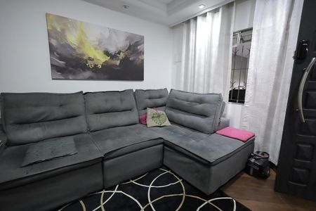 Casa à venda com 159m², 3 quartos e 2 vagasSala