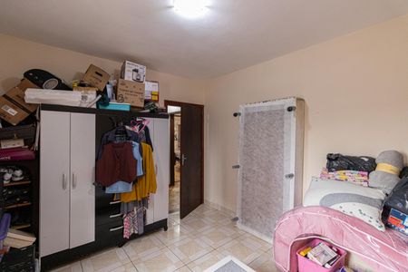 Casa à venda com 233m², 3 quartos e 4 vagasQuarto 2