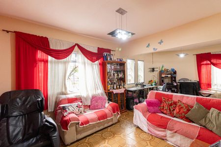 Sala de casa à venda com 3 quartos, 233m² em Cidade Patriarca, São Paulo