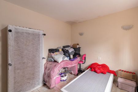 Casa à venda com 233m², 3 quartos e 4 vagasQuarto 2