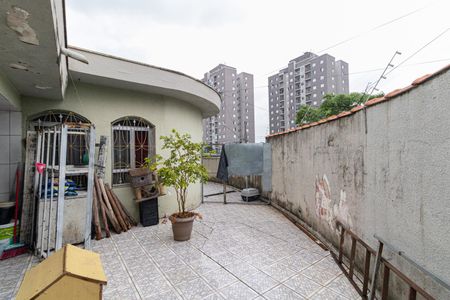 Casa à venda com 233m², 3 quartos e 4 vagasQuintal