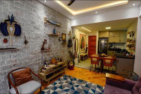 Sala de apartamento para alugar com 2 quartos, 75m² em Tijuca, Rio de Janeiro