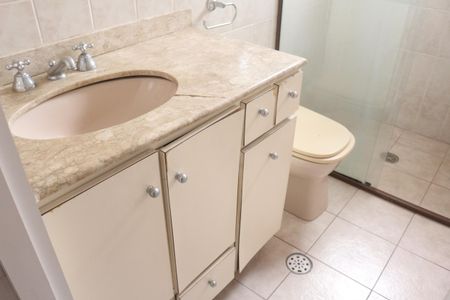 Apartamento à venda com 123m², 3 quartos e 2 vagasBanheiro da Suíte 1