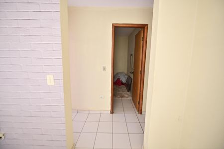 Corredor de apartamento para alugar com 3 quartos, 105m² em Jardim Luz, Goiânia
