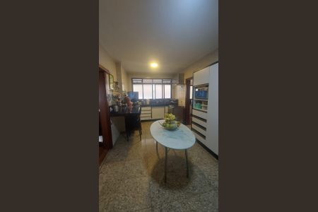 Apartamento à venda com 4 quartos, 230m² em Santo Antônio, São Caetano do Sul