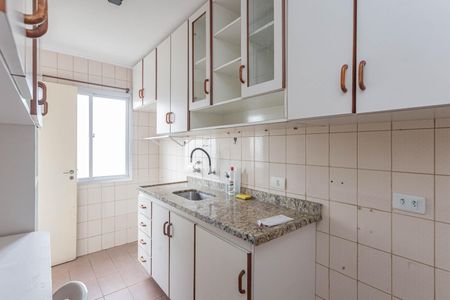 Apartamento à venda com 64m², 2 quartos e 2 vagasCozinha