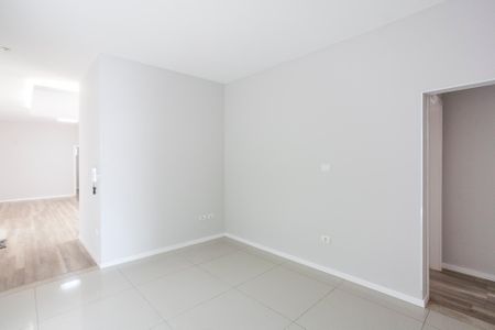 Sala 2 de casa para alugar com 4 quartos, 256m² em Brasil, Uberlândia