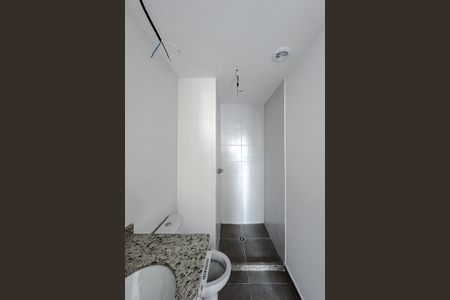 Apartamento à venda com 35m², 2 quartos e sem vaga Apartamento à venda com 35m², 2 quartos e sem vagaBanheiro