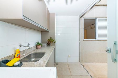 Apartamento à venda com 135m², 3 quartos e 2 vagasÁrea de Serviço
