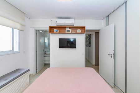 Apartamento à venda com 135m², 3 quartos e 2 vagasSuíte
