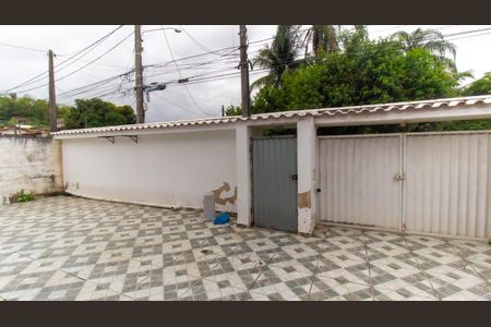Casa à venda com 4 quartos, 325m² em Maravista, Niterói