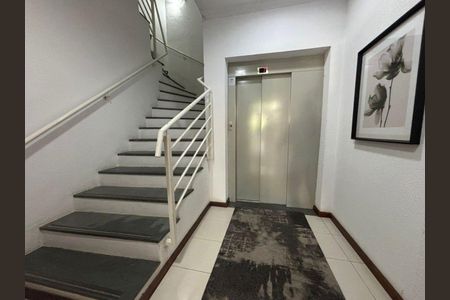 Hall de apartamento para alugar com 3 quartos, 128m² em Chácara das Pedras, Porto Alegre