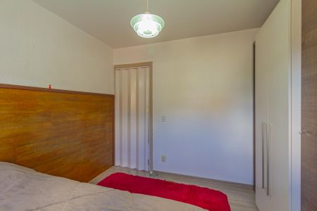 Quarto 1 de casa de condomínio à venda com 2 quartos, 80m² em Rio Branco, Canoas