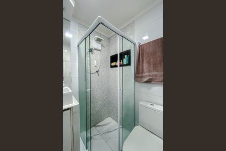 Banheiro Social de kitnet/studio para alugar com 1 quarto, 36m² em Aclimação, São Paulo