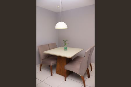 Apartamento para alugar com 115m², 2 quartos e 1 vaga Apartamento para alugar com 115m², 2 quartos e 1 vagaSala