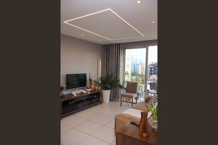 Sala de apartamento para alugar com 3 quartos, 115m² em Costa Azul, Salvador