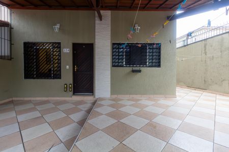 Casa à venda com 97m², 3 quartos e 3 vagasQuintal e Garagem