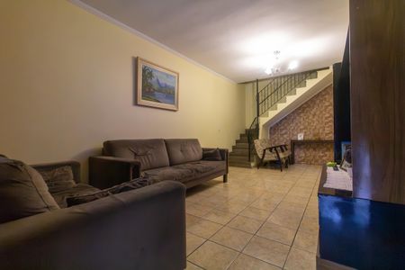 Casa à venda com 97m², 3 quartos e 3 vagasSala