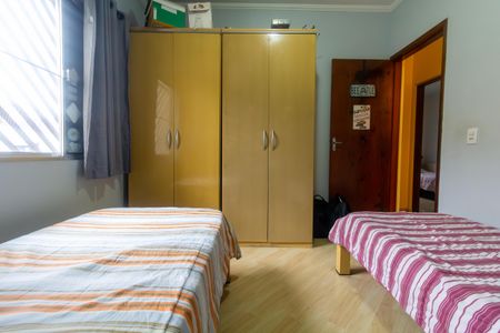 Casa à venda com 97m², 3 quartos e 3 vagasQuarto 1