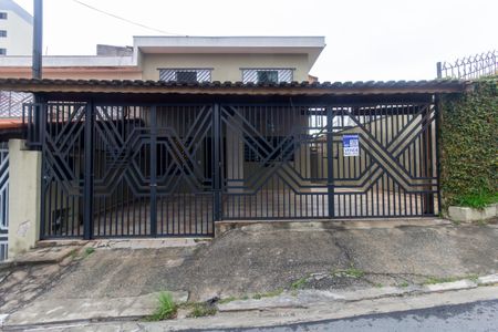 Casa à venda com 97m², 3 quartos e 3 vagasFachada