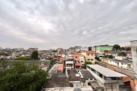 Vista do Quarto 1 de casa para alugar com 2 quartos, 100m² em Vila Fachini, São Paulo