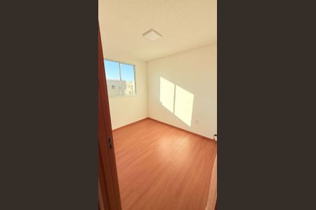 Quarto 2 de apartamento para alugar com 2 quartos, 39m² em Lorena Park, Goiânia