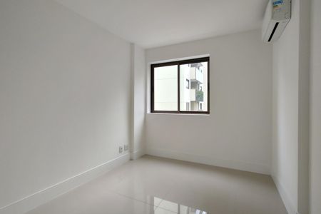 Apartamento à venda com 40m², 1 quarto e 1 vagaQuarto - Armários