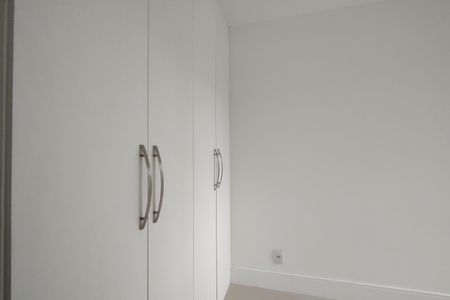 Apartamento à venda com 40m², 1 quarto e 1 vagaQuarto - Armários