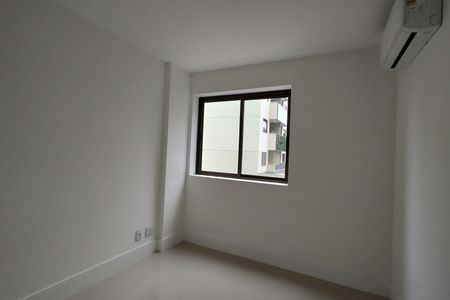 Apartamento à venda com 40m², 1 quarto e 1 vagaQuarto - Armários